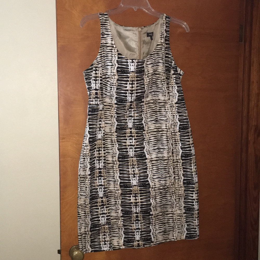 Mini dress black and tan pattern